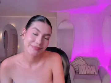 NiaSalvatore  live sex cam