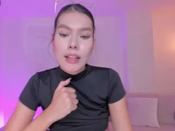 NiaSalvatore  live sex cam