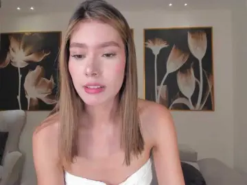 NiaSalvatore  live sex cam