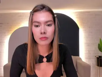 NiaSalvatore  live sex cam