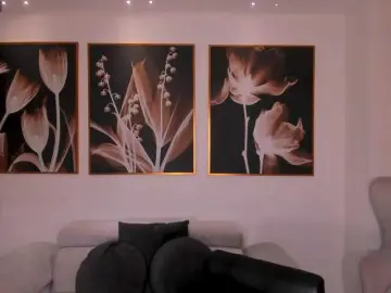 NiaSalvatore  live sex cam