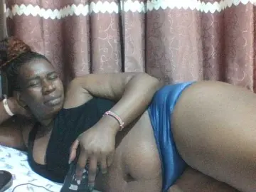 Sexyblacktits  live sex cam