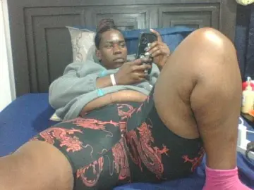 Sexyblacktits  live sex cam