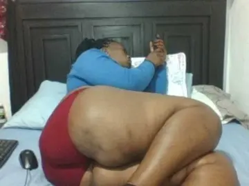 Sexyblacktits  live sex cam