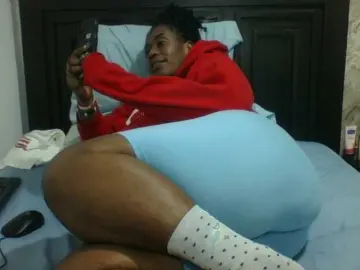 Sexyblacktits  live sex cam