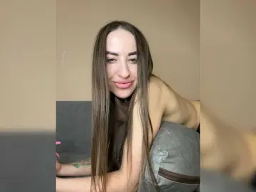 Slavicirinalove  live sex cam