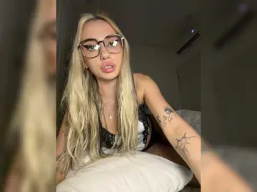 Kissix6  live sex cam