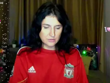 AliannaSoloKisses  live sex cam