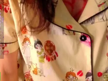 AliannaSoloKisses  live sex cam