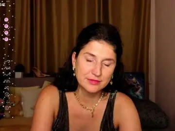 AliannaSoloKisses  live sex cam