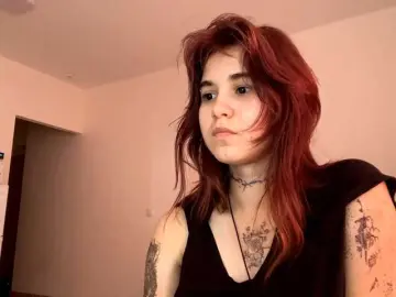 AngelinaVier  live sex cam