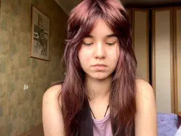AngelinaVier  live sex cam