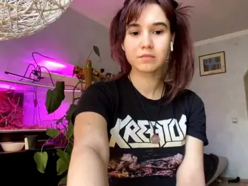 AngelinaVier  live sex cam