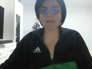 Emyllywhite  live sex cam