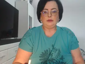 Emyllywhite  live sex cam