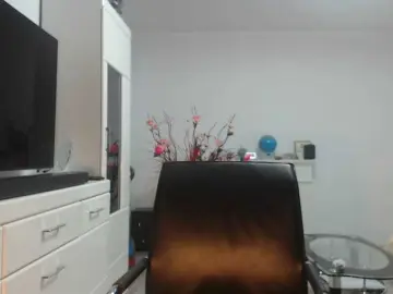 Emyllywhite  live sex cam
