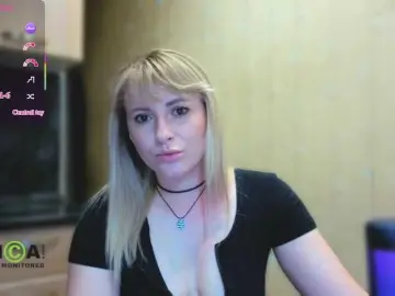 Goood-girl  live sex cam