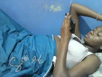 Mystiq-Ella  live sex cam