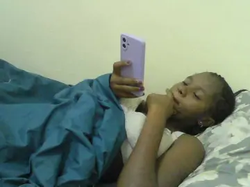 Mystiq-Ella  live sex cam