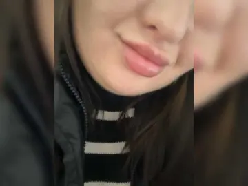 Swettypussy69  live sex cam