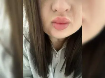 Swettypussy69  live sex cam