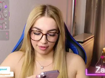 ZarasPlayground  live sex cam