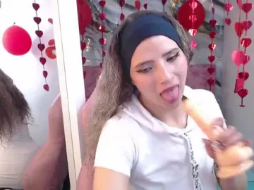 Anymar  live sex cam