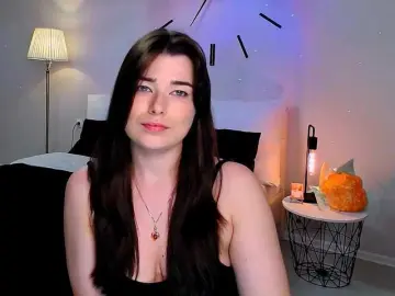 Buckssbunny  live sex cam