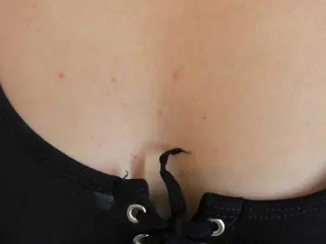 Hannahill69  live sex cam