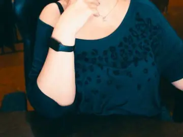 Alisa1917  live sex cam