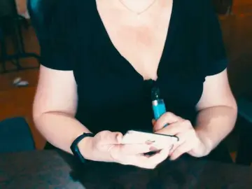 Alisa1917  live sex cam