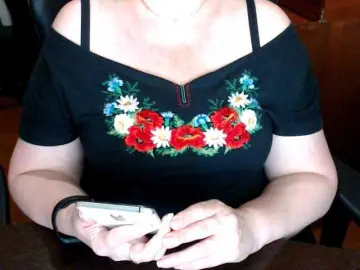 Alisa1917  live sex cam