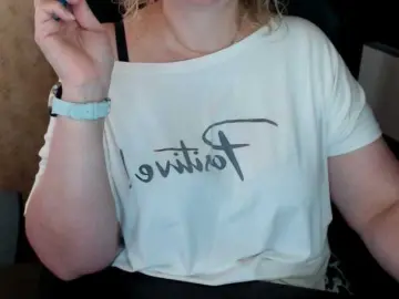 Alisa1917  live sex cam