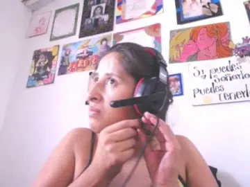 DIANA-ROGU  live sex cam