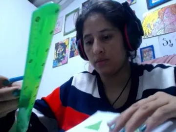 DIANA-ROGU  live sex cam