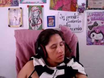 DIANA-ROGU  live sex cam