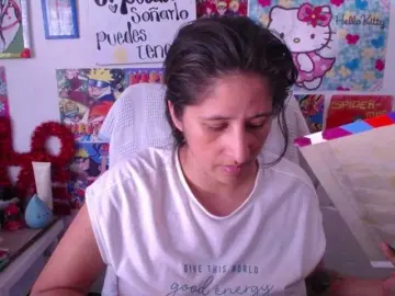 DIANA-ROGU  live sex cam