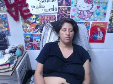 DIANA-ROGU  live sex cam