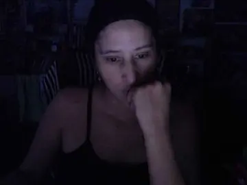 DIANA-ROGU  live sex cam