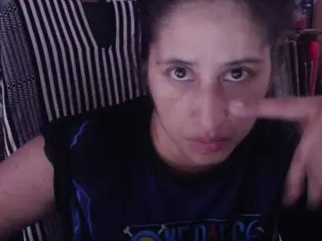 DIANA-ROGU  live sex cam