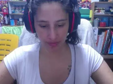 DIANA-ROGU  live sex cam