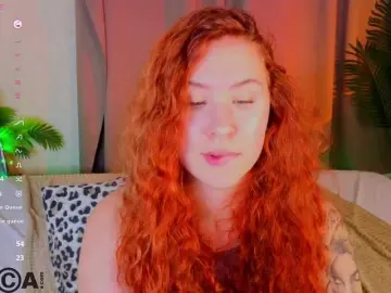 Elsiee-Cuttiess  live sex cam