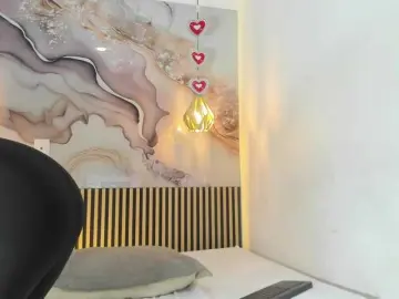 EvelynSweet  live sex cam