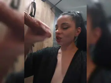 GgggLAAAAaaFFtt596rr  live sex cam