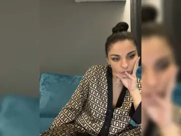 GgggLAAAAaaFFtt596rr  live sex cam