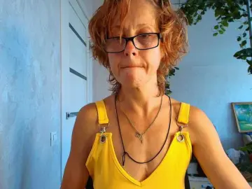 LioraWeiss  live sex cam