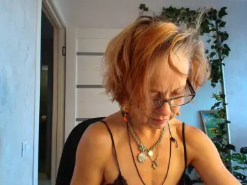 LioraWeiss  live sex cam