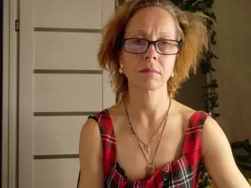 LioraWeiss  live sex cam