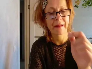 LioraWeiss  live sex cam