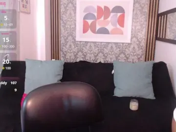Nyxx-Velariia  live sex cam
